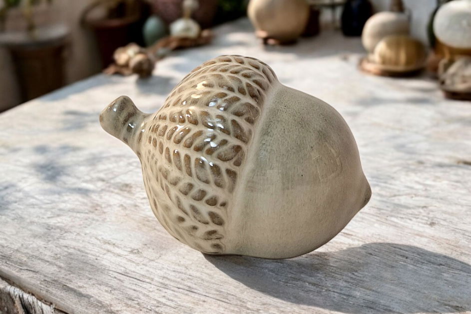 Ceramic Acorn Ornament 11.5cm