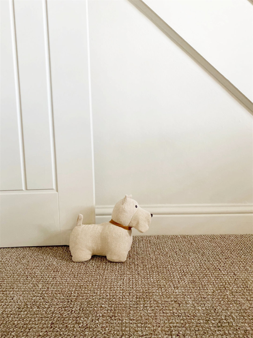 Scottish Terrier Doorstop Natural