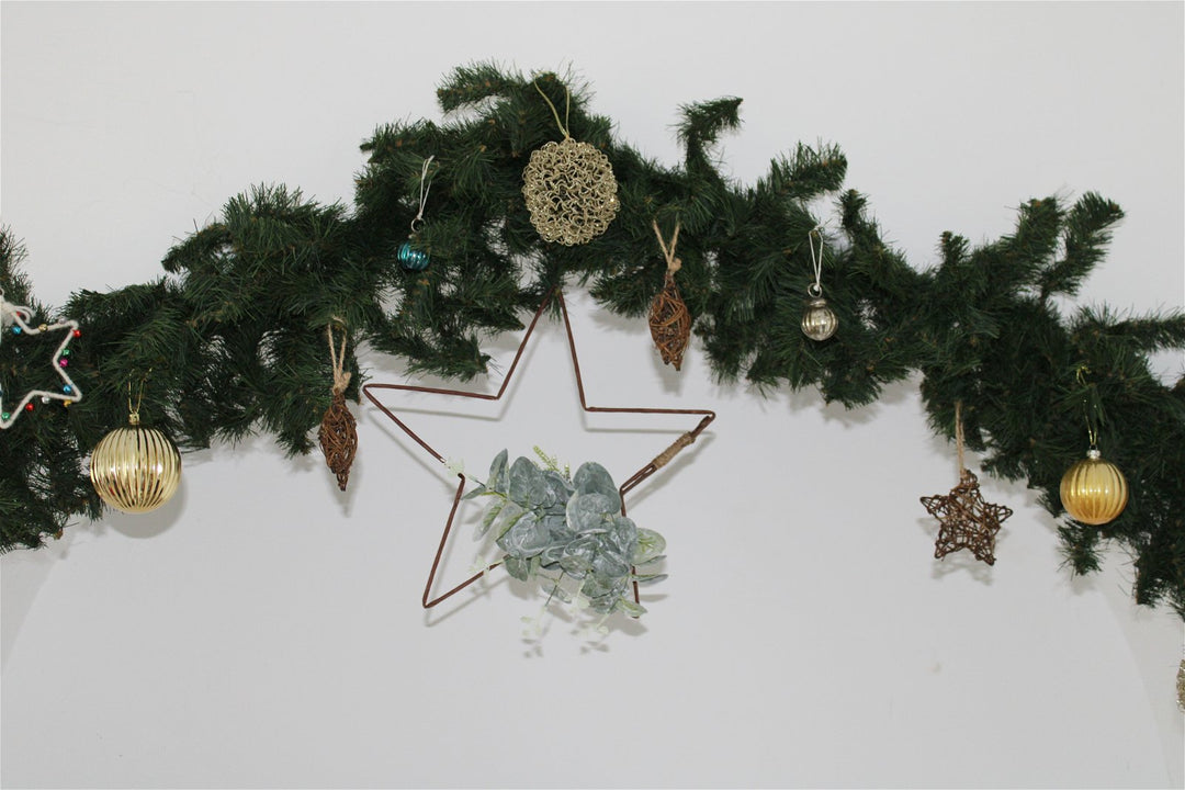 Hanging Wire Star with Eucalyptus Detail